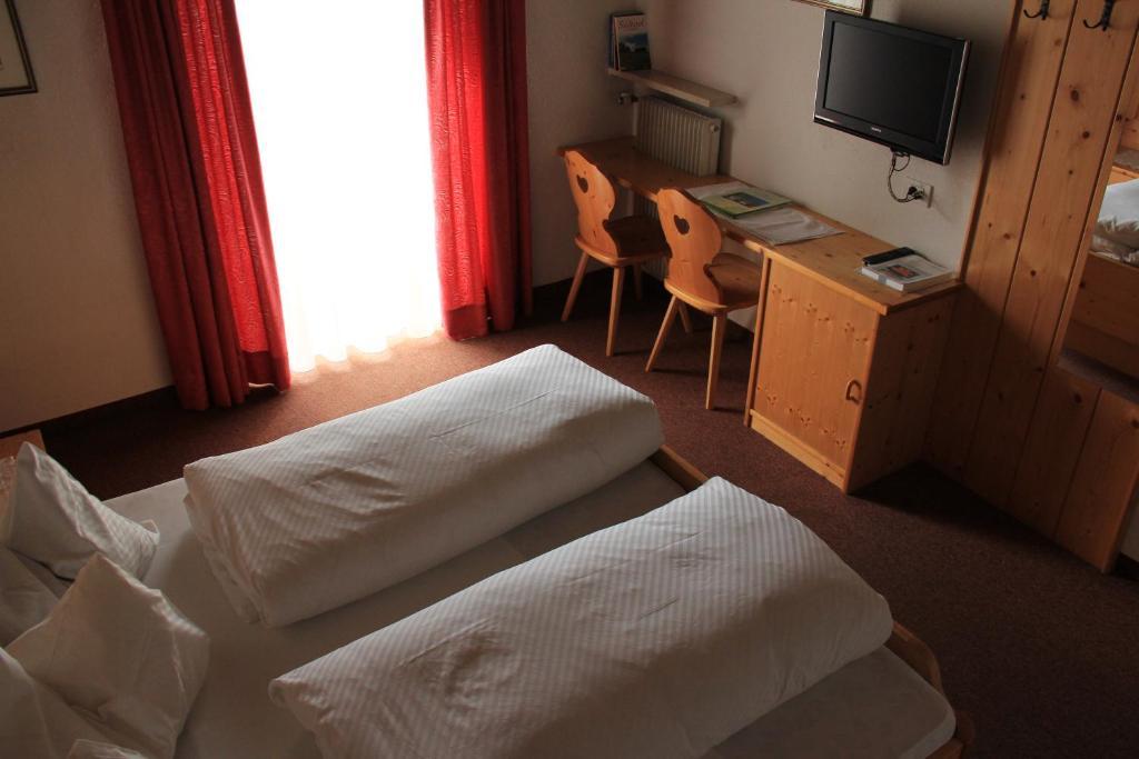 Hotel Zur Linde 2*